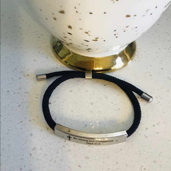 🙏Addressable spiritual bracelet for women are men Be strong and courageous - Picture 2 of 5